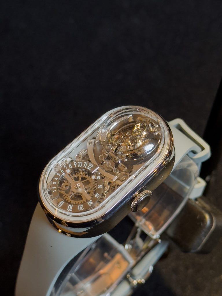 Fam Al Hut Mark 1 Möbius