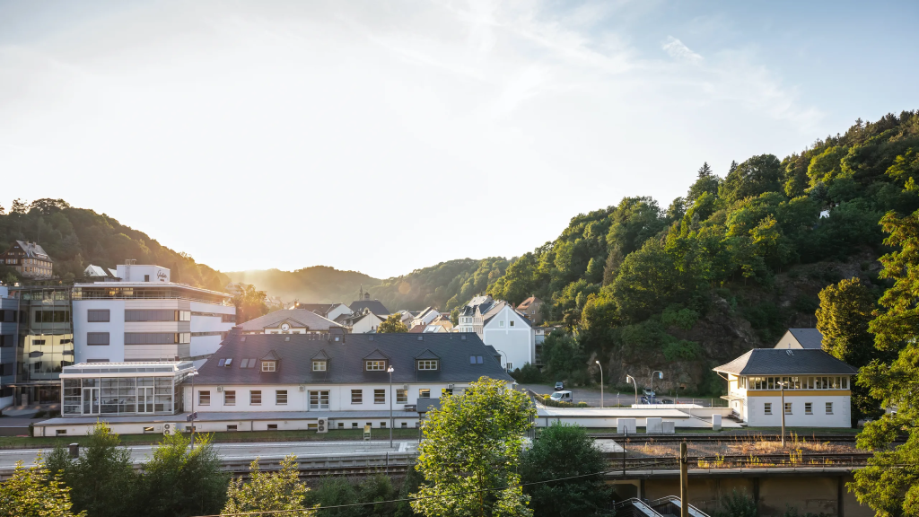 Minimal Dünya'nın En İyisi: Nomos