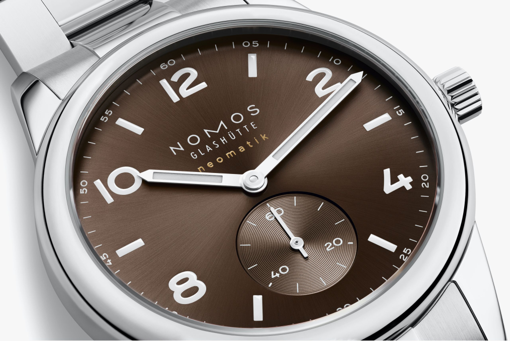 Nomos Club Sport Neomatik