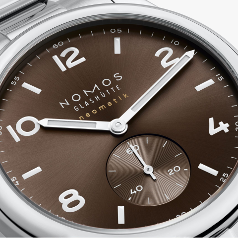 Nomos Club Sport Neomatik