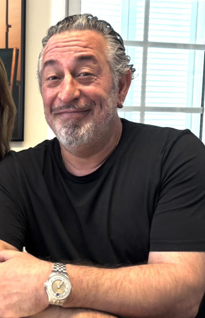 Cem Yılmaz'ın taktığı Christopher Ward – C1 Jump Hour Mk V