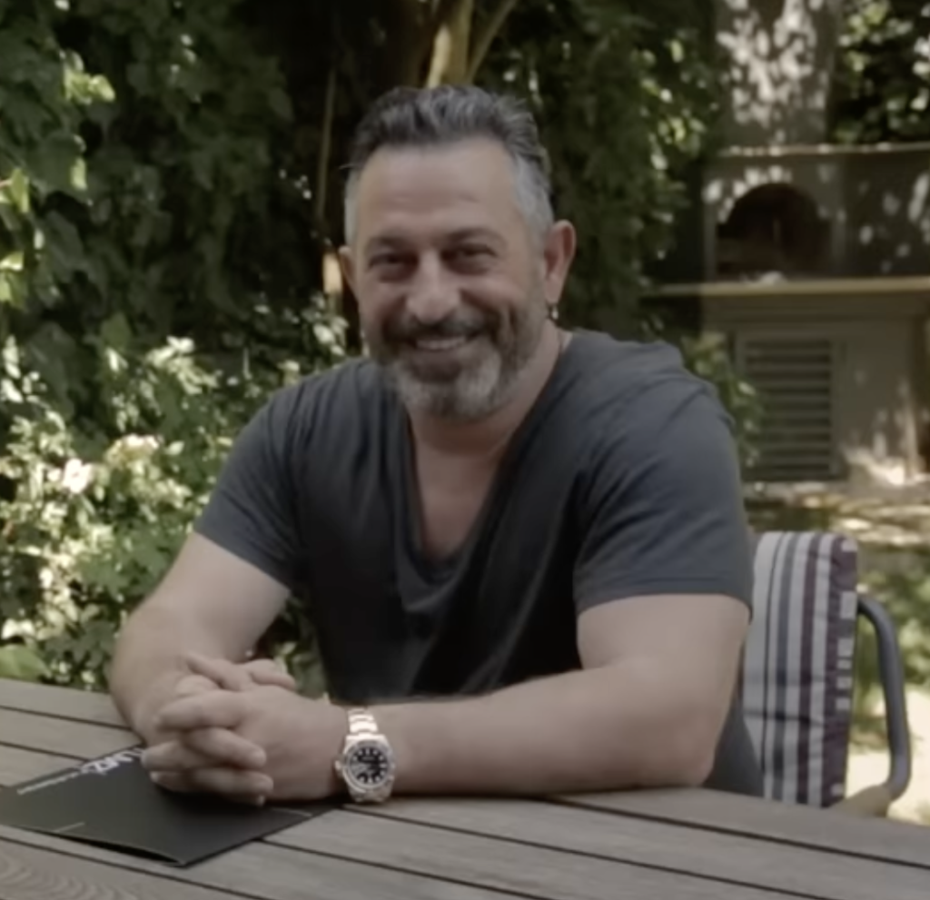 Cem Yılmaz'ın taktığı Rolex GMT-Master || Saru – 116748