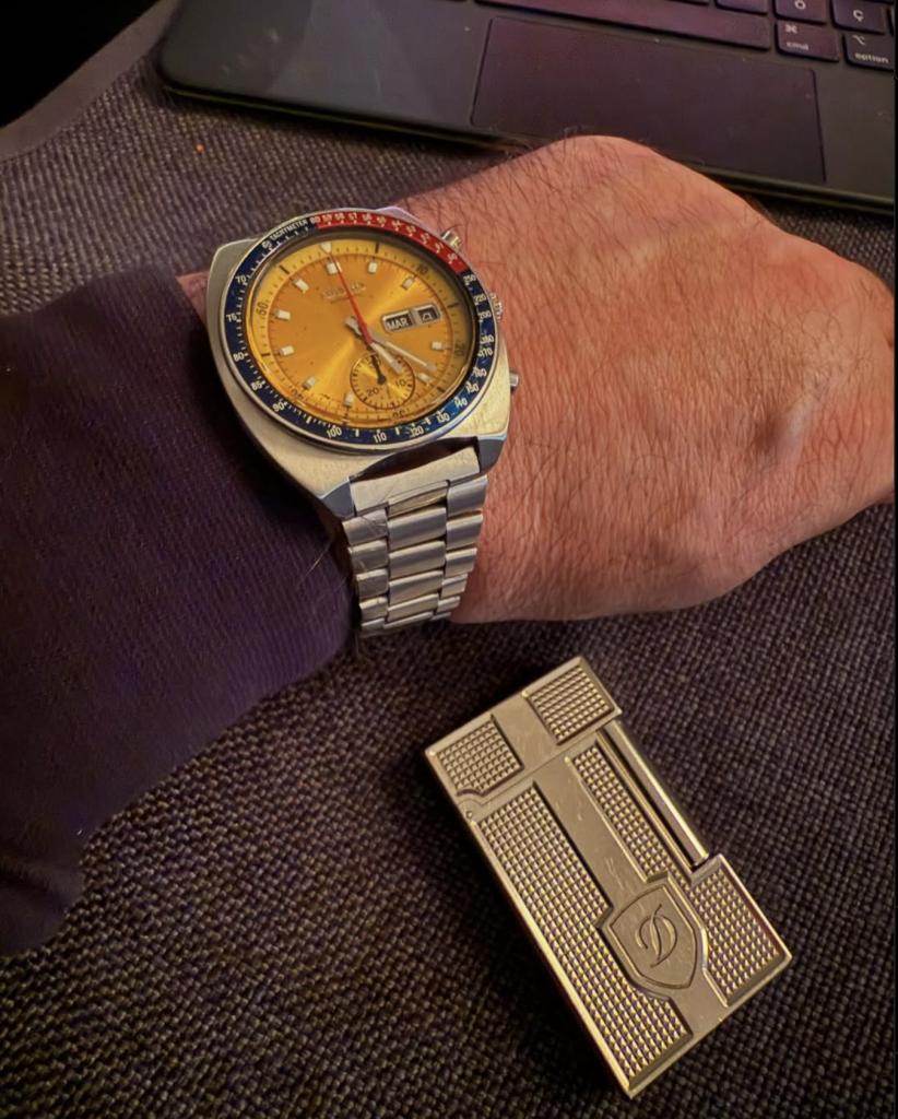 Cem Yılmaz'ın taktığı Seiko 6139 Pogue