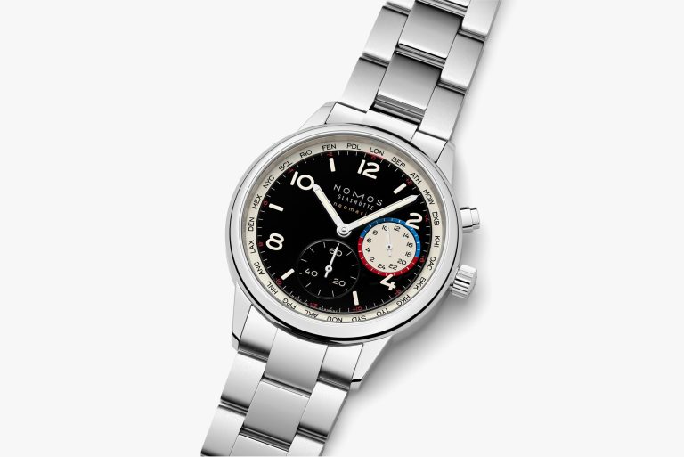 NOMOS Club Sport neomatik Worldtimer Dark ref. 793 siyah kadran ve çelik bilezikle