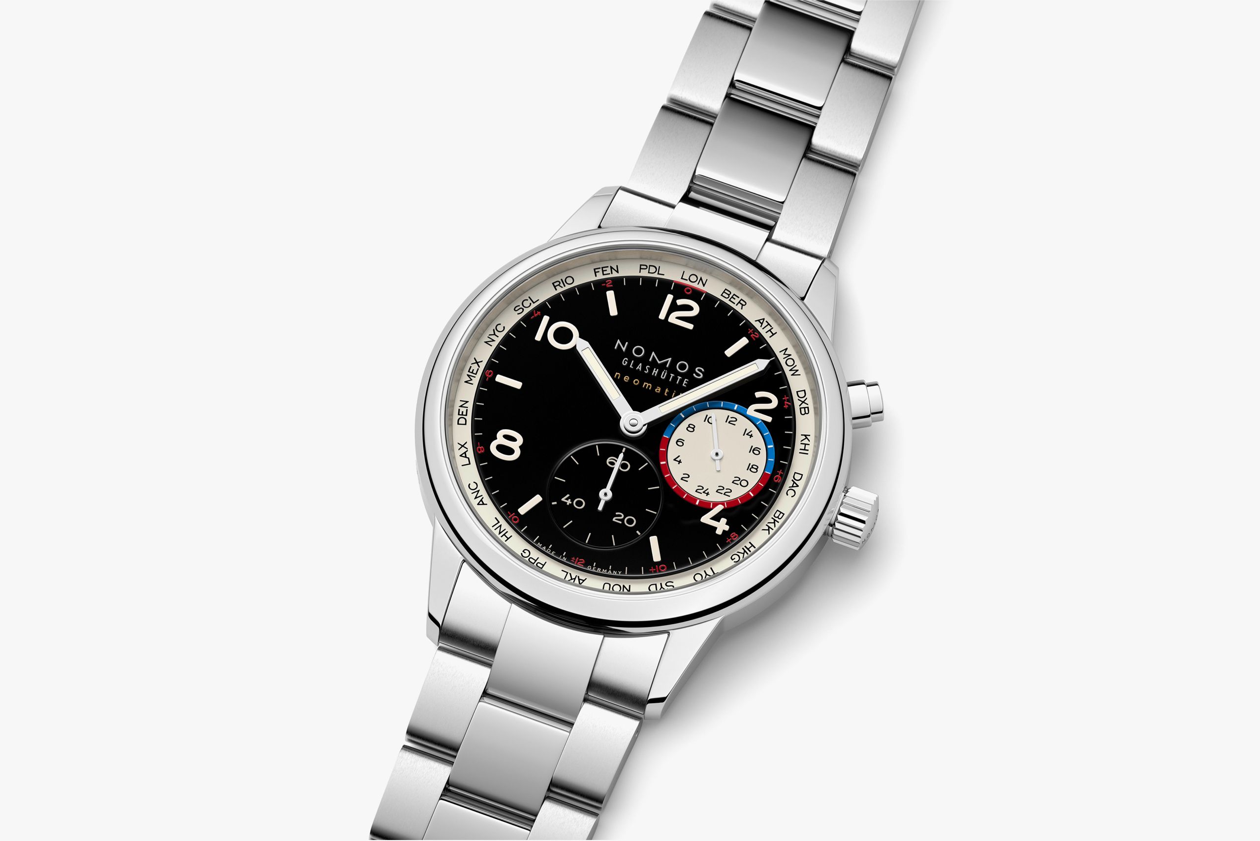 NOMOS Club Sport neomatik Worldtimer Dark ref. 793 siyah kadran ve çelik bilezikle