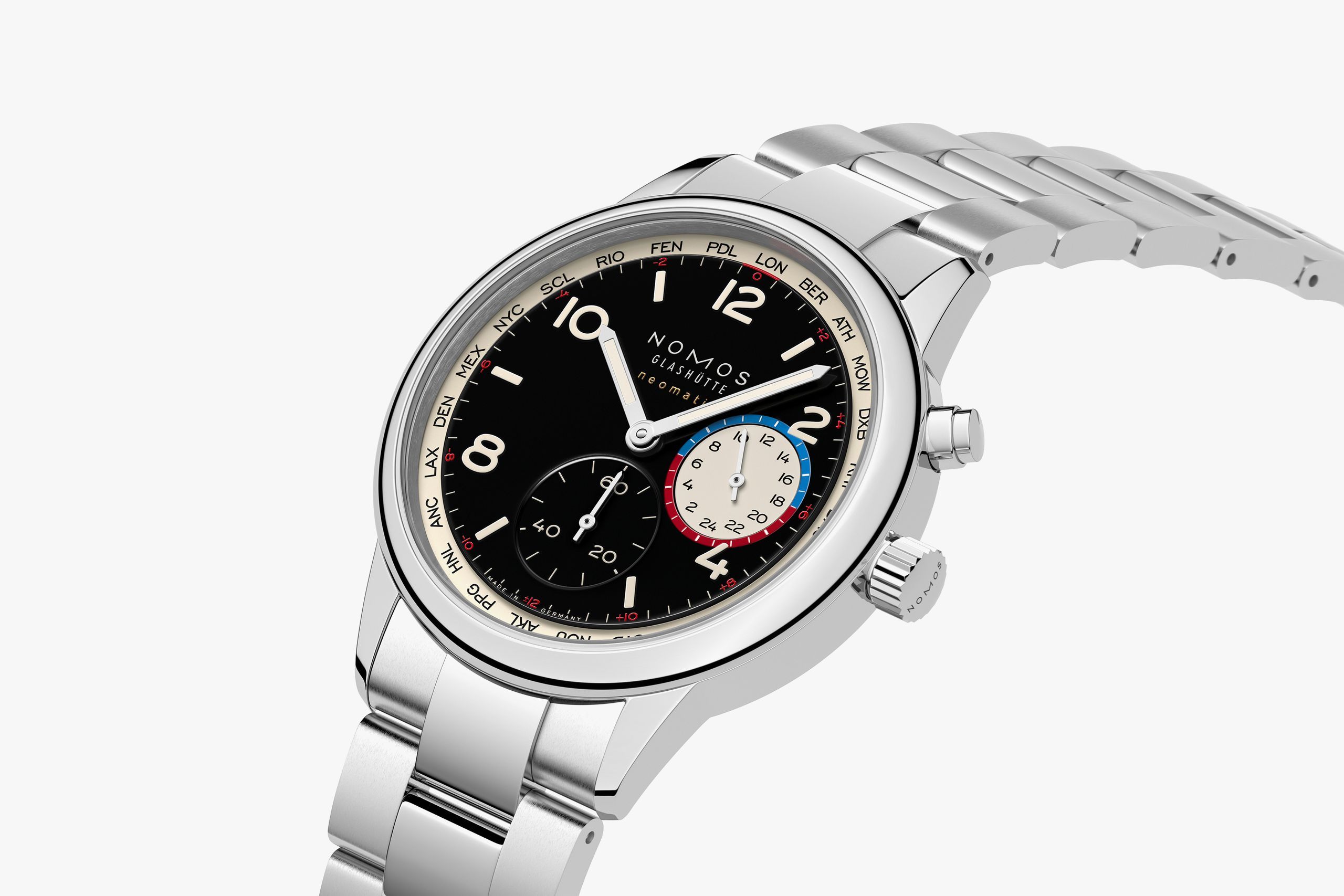 NOMOS Club Sport neomatik Worldtimer Dark dünya saati kadranı