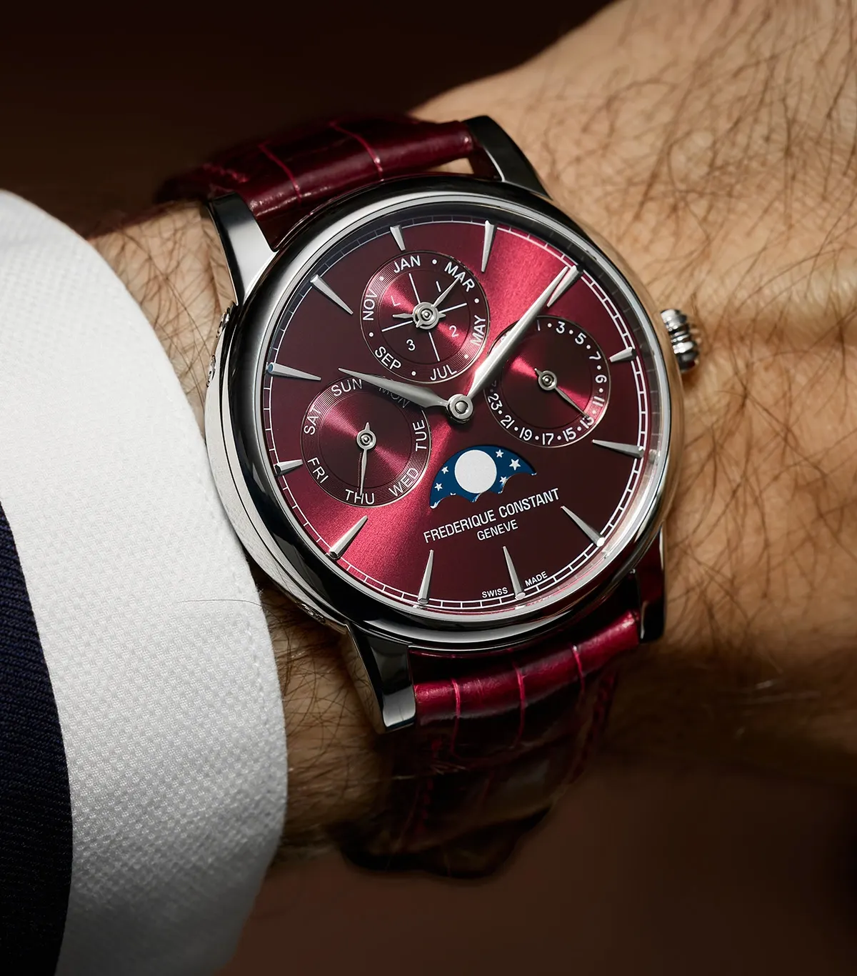 Bilekte Frederique Constant FC-776BRG3H6 Bilekte Frederique Constant Classic Perpetual Calendar Manufacture bordo kadranlı daimi takvim